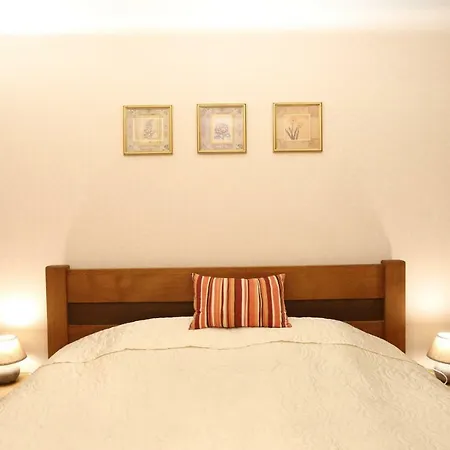 Sunny & Spacious 2 Bedroom * Κάουνας