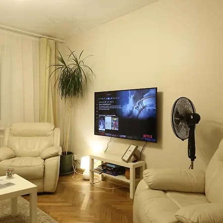Διαμέρισμα Sunny & Spacious 2 Bedroom